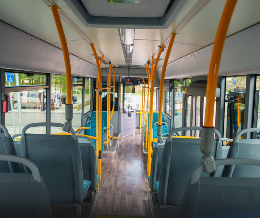 Novi autobusi na inđijskim putevima! Gašić: “Stavljamo tačku na problem prevoza građana”