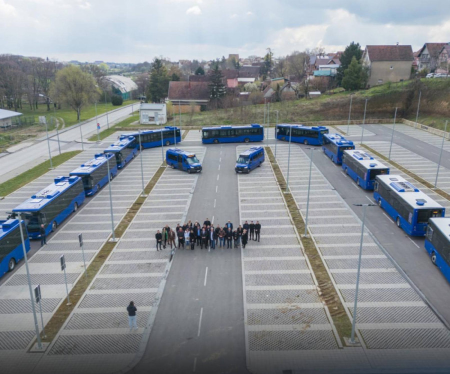 Novi autobusi na inđijskim putevima! Gašić: “Stavljamo tačku na problem prevoza građana”
