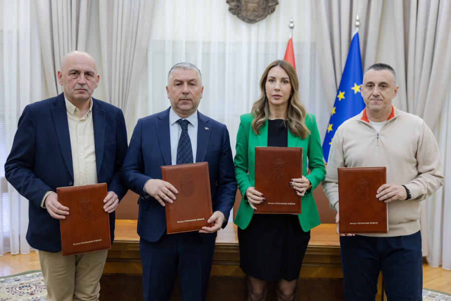 Pala odluka! U Srbiji ovi radnici dobijaju veće plate