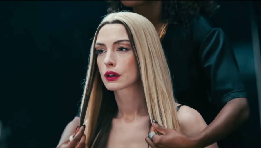 Ovakvu En Hatavej do sada niste videli: Jezive scene, strah i mračne tajne u filmu "Mother Mary" (FOTO/VIDEO)