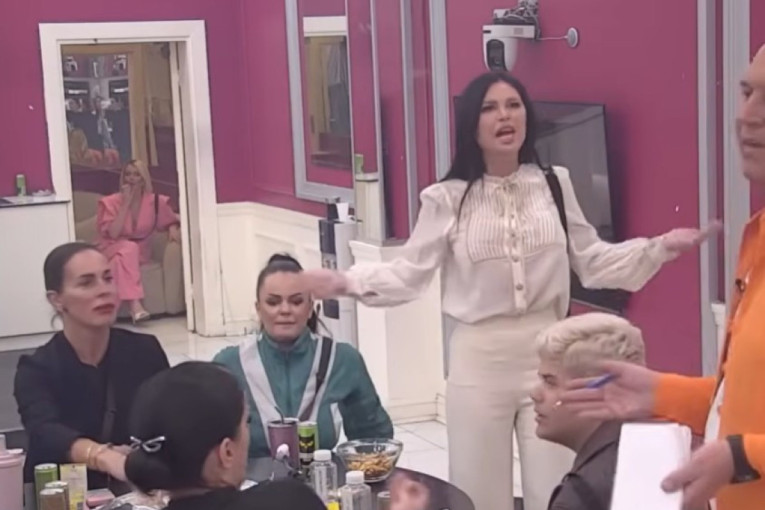 Skandal! Asmin pozvao muslimane da linčuju Staniju! Ona skočila da se brani: "U mojoj zemlji me niko neće napadati!"