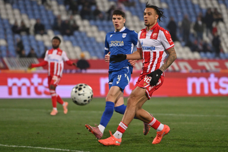 Mladi fudbaler oduševio premijerligaša: Sprema nova rekordna prodaja - stižu milioni!