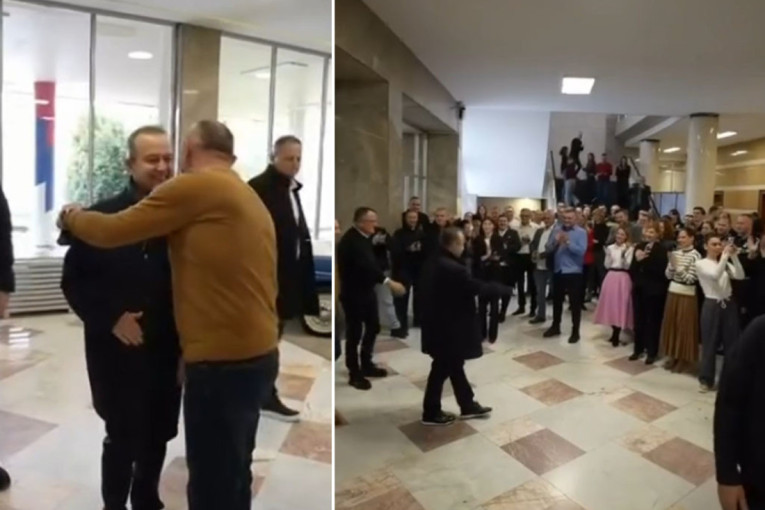 Dačić se vratio posle teške borbe: Posle 36 dana bolesti ponovo u MUP-u! (VIDEO)