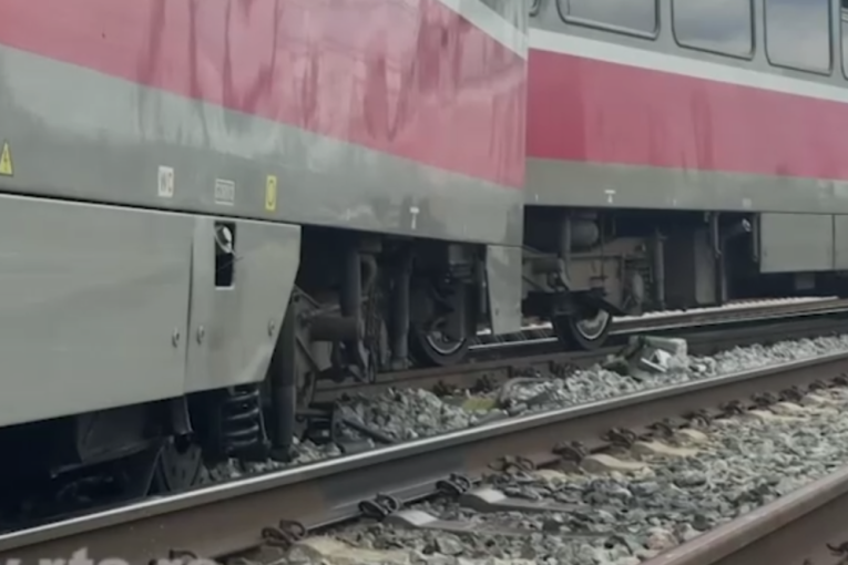 Užas u Borči: Otišao da peca, upao u vodu i nastradao