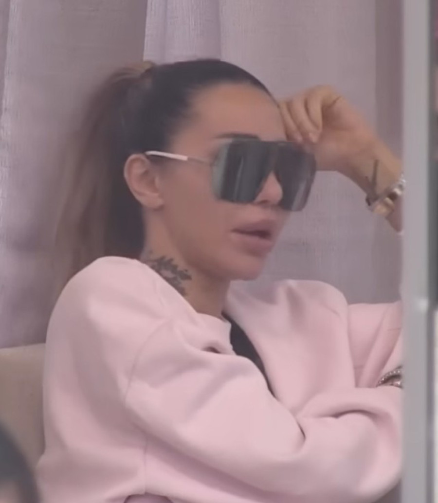 "Postala je džumara koja laje na njegovu bivšu!" Stanija isprozivala Maju pred svima (VIDEO)