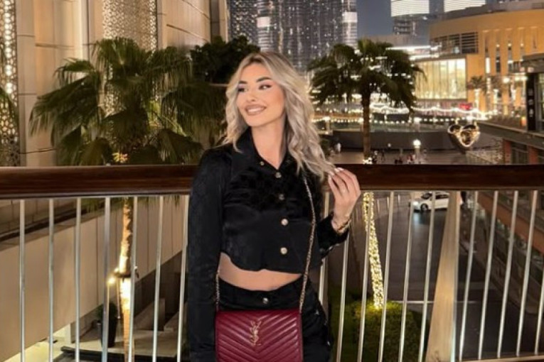 Pevačica skočila na menadžera i ošamarila ga! Evo ko je bivša takmičarka "Zvezda Granda" koja je izazvala skandal