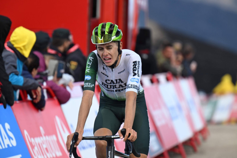 Poznati biciklista u teškom stanju: Doživeo saobraćajku na treningu, lekari mu se bore za život!