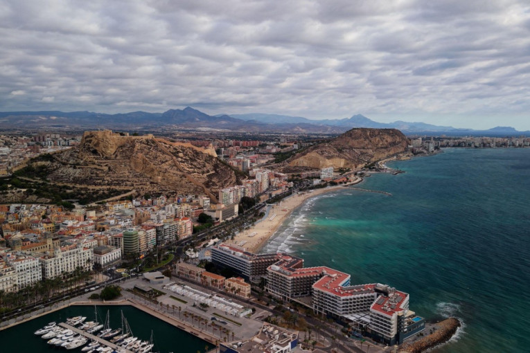 Sve više Srba putuje ovde: Alikante nudi prelepe plaže i savršen odmor tokom cele godne (FOTO)