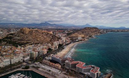 Sve više Srba putuje ovde: Alikante nudi prelepe plaže i savršen odmor tokom cele godne (FOTO)