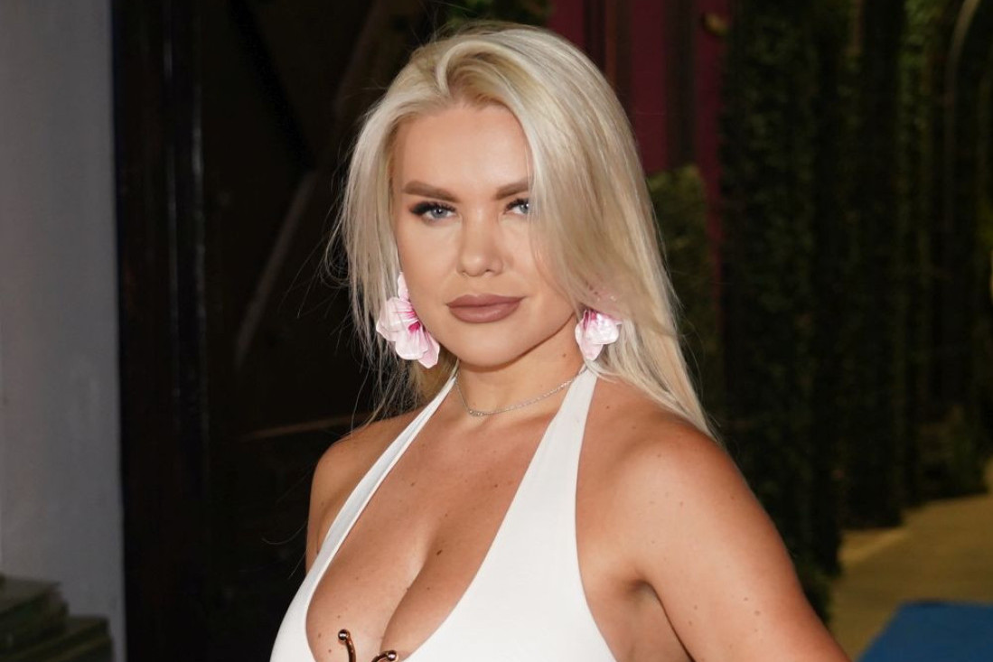 Ovo je majka Sanje Stanković: Pomogla joj da kupi dva stana, koštala su je 700.000€, a evo kako ju je sad častila!