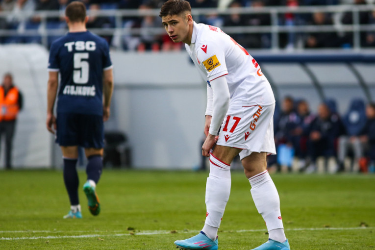 Zvezda je mnogo očekivala od njega: Motika ne menja "adresu" (FOTO)