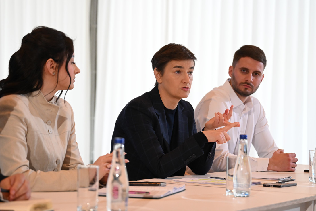 Ana Brnabić čestitala Dan studenata: Država će vratiti obrazovanje na pravi put (FOTO/VIDEO)