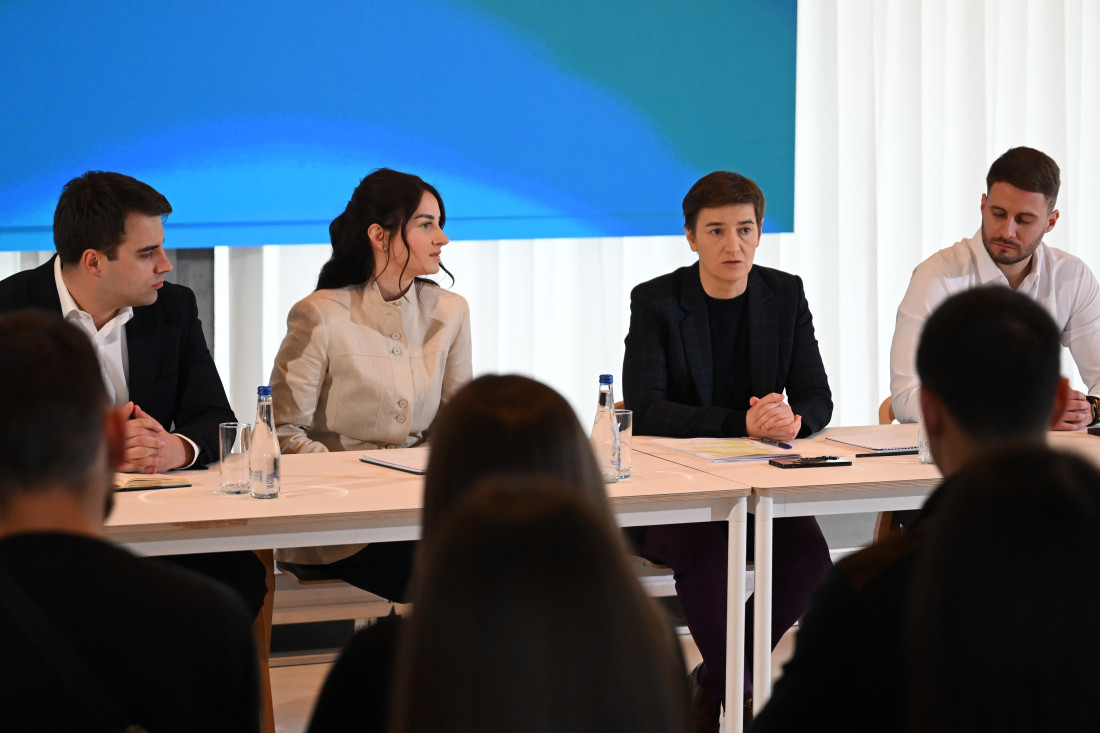 Ana Brnabić čestitala Dan studenata: Država će vratiti obrazovanje na pravi put (FOTO/VIDEO)