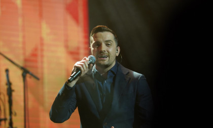 "Svadba će biti intimna!" Mirza Selimović izneo detalje plana koji kuje s verenicom za veliki dan