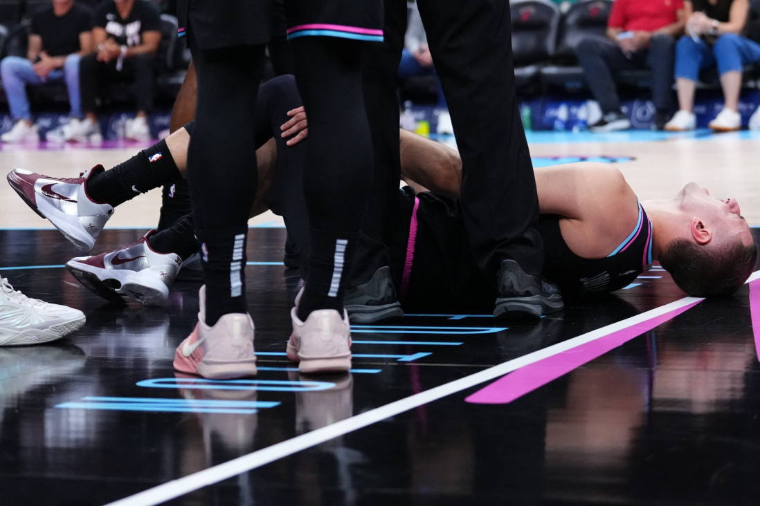 Dalasovo čudo od deteta nastavlja da pomera granice! Kuper Fleg protiv Lebrona stao uz rame Ajversonu!