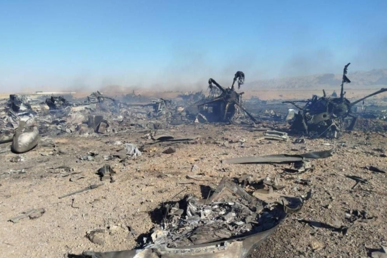 Iran demantuje: SAD nisu spasile pilota oborenog aviona! (FOTO/VIDEO)