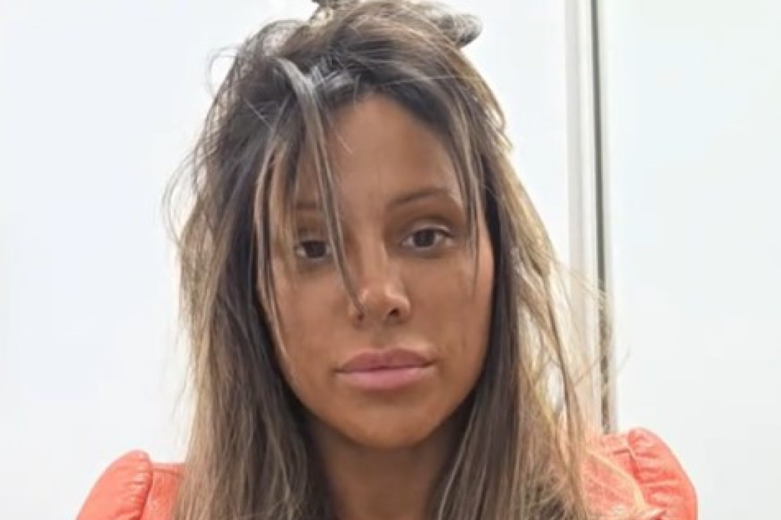 Šok izdanje Sandre Afrike usijalo mreže! Pevačica neprepoznatljiva (VIDEO)