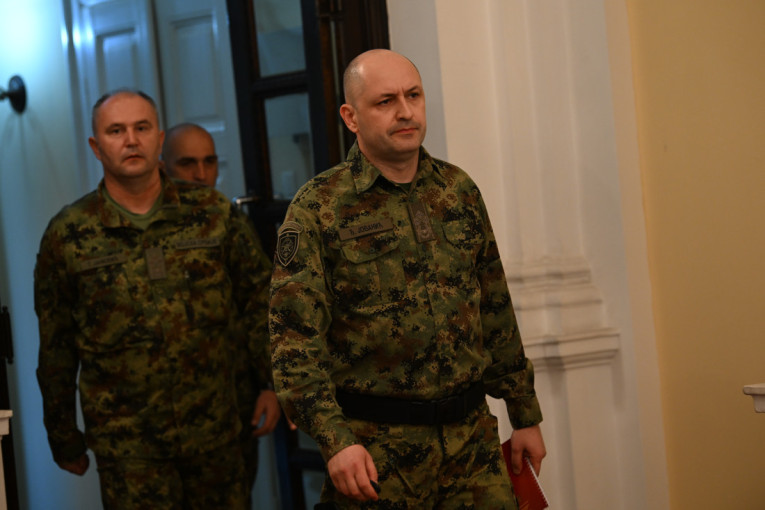 Ovo je eksploziv koji je nađen kod Kanjiže! (FOTO/VIDEO)