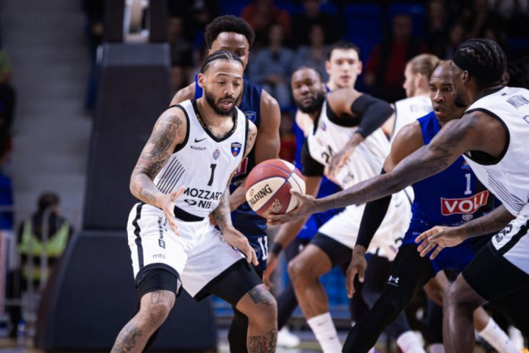 Budućnost - Partizan: Braun podesio nišan i serijom trojki vratio Valjak sa ivice provalije!