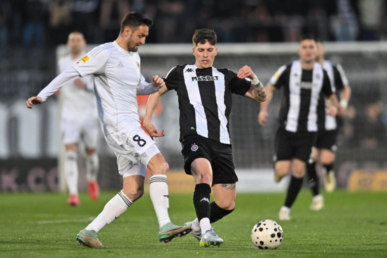 Partizan - Čukarički: Stativa Dragojevića!