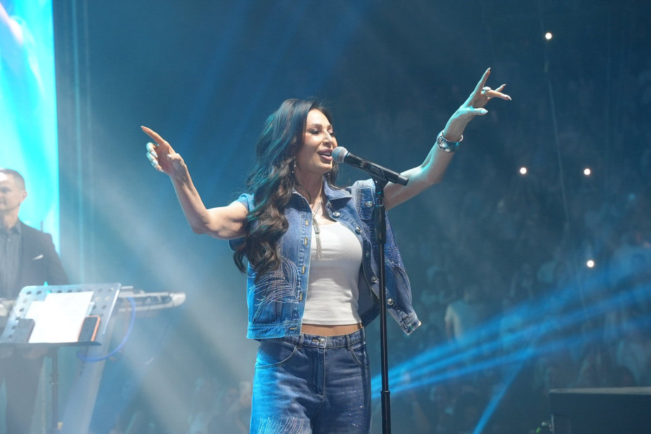 Stajling Cece Ražnatović vredan i više od miliona! Urbano izdanje pevačice o kojem se priča (FOTO)