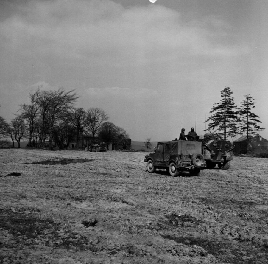 Bili su prinuđeni da napuste domove za samo tri nedelje: Sablasno selo tišine koje svedoči o apsurdu rata (FOTO)