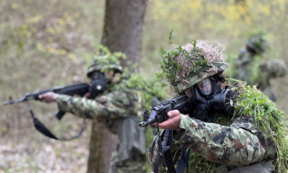 Vojnici generacije "mart 2026" prošli prvo logorovanje: Evo šta ih čeka dalje! (FOTO)
