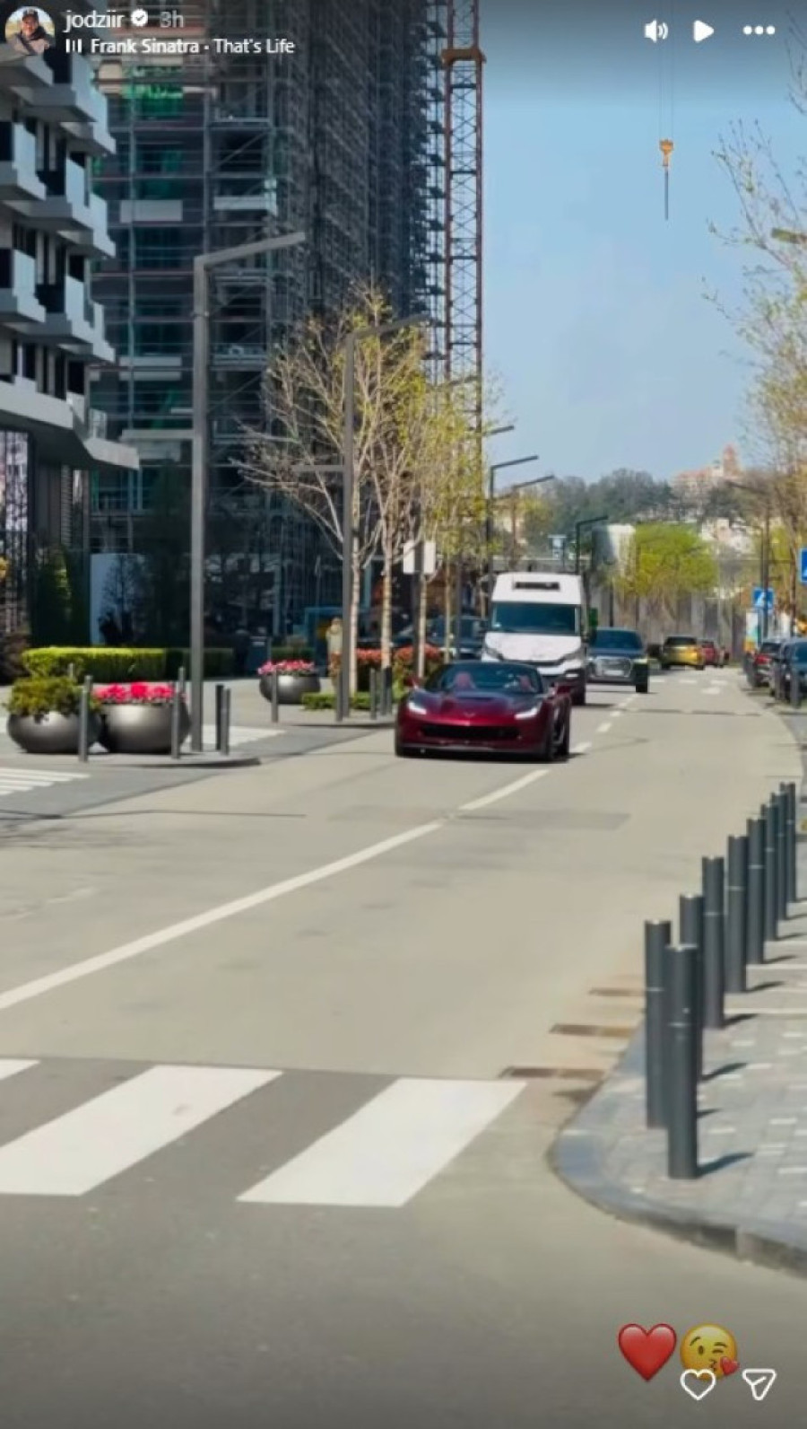 Jodžir besnom mašinom juri po Beogradu! Influenser se baškari u kolima skupljim od 60.000 evra (FOTO)