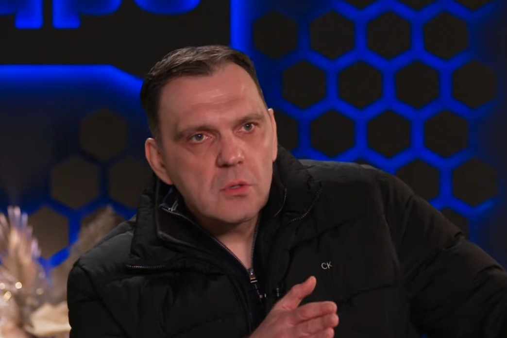 Kasper ponovo posetio Minu u "Lazi": Pevačicin verenik vidno utučen napustio bolnicu