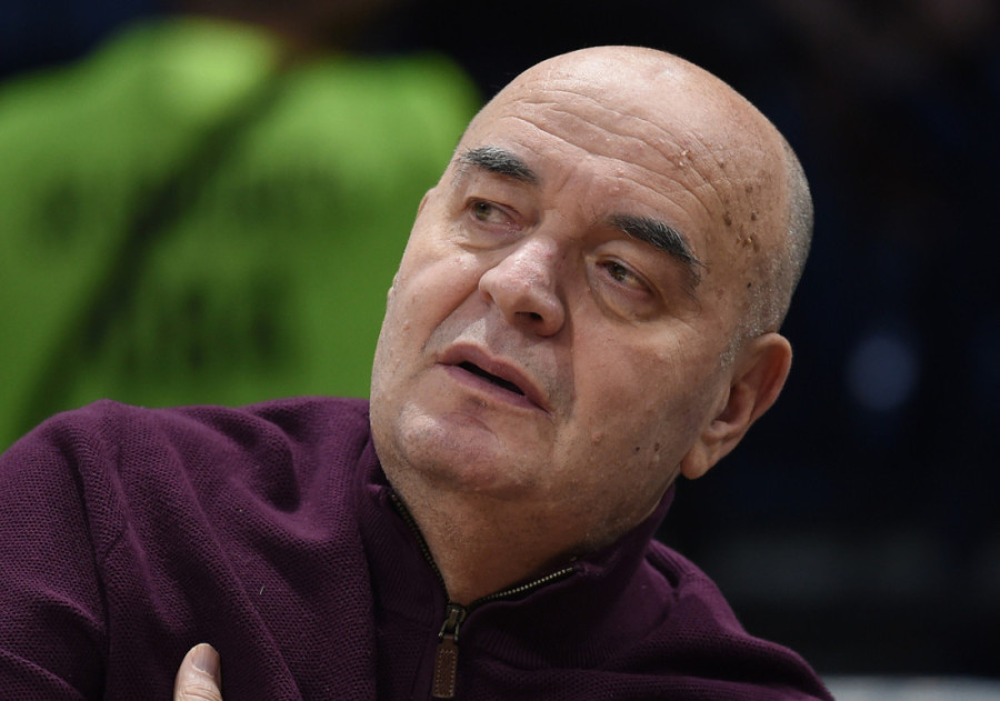 Ministar Gajić se oprostio od Vujoševića: Nenadoknadiv gubitak za srpsku košarku i sport u celini (FOTO)