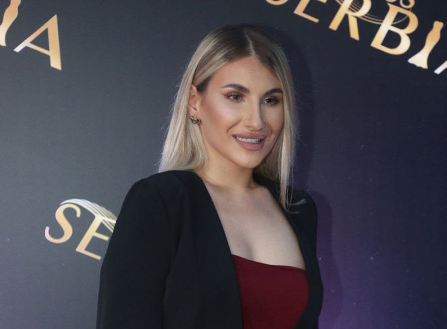 Nešu Tvinsa devojka ostavila preko telefona: Srce mi je bilo slomljeno!
