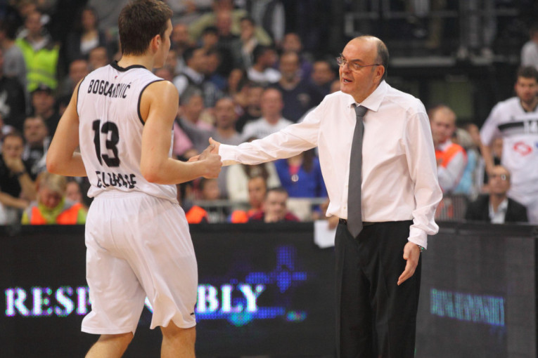 Verovao sam ti do smrti: I Bogdanović se sa mnogo emocija oprostio od Vujoševića (FOTO)