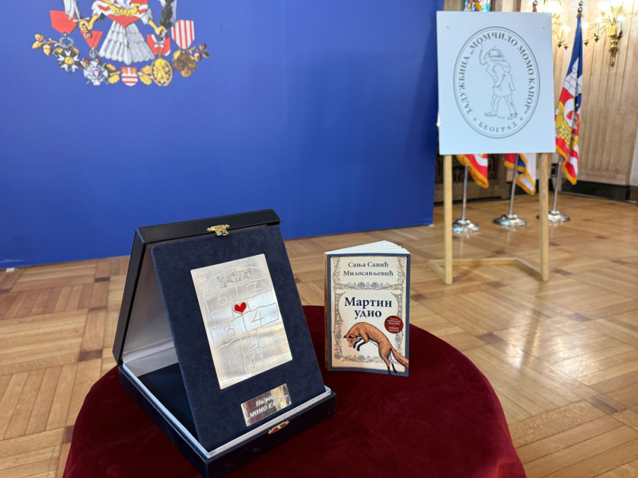 Sanji Savić Milosavljević uručena nagrada "Momo Kapor": Pisanje kao čin odupiranja smrti (FOTO)