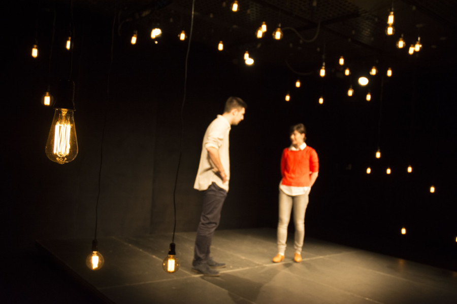 Atelje 212 obeležava deset godina od premijere predstave "Konstelacije": Odnos dvoje ljudi u paralelnim univerzumima (FOTO)