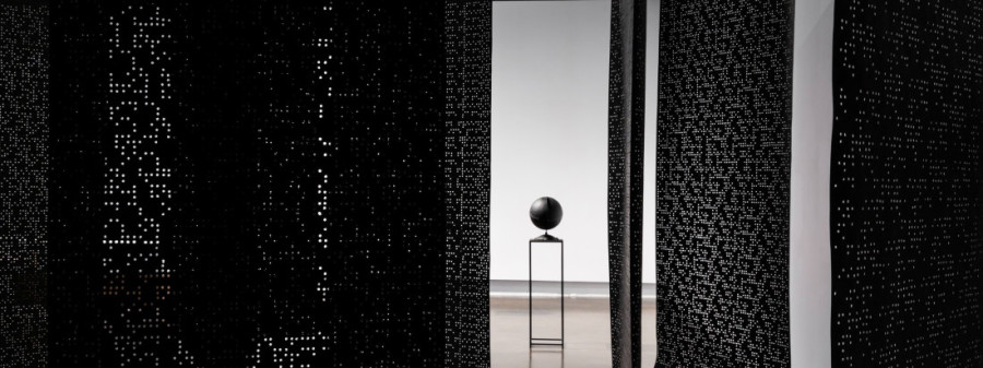 Izložba "Metod u ludilu" Vesne Perunović: Filigranska enigma ženskog ručnog rada (FOTO)