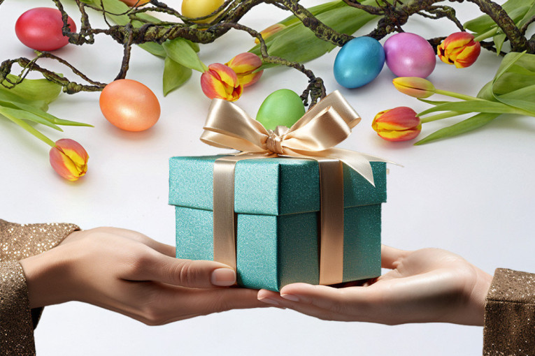 Pitali smo sugrađane šta kupuju za praznike: Jedan odgovor nas je nasmejao! (VIDEO)