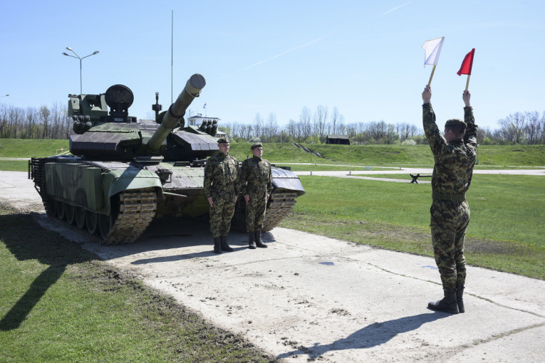 Kandidati za podoficire Vojske Srbije položili zakletvu (FOTO/VIDEO)