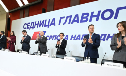 Završena sednica Glavnog odbora SNS: Prisustvovali Miloš Vučević, Ana Brnabić, Siniša Mali i Darko Glišić! (FOTO/VIDEO)