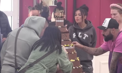 Voditelj počastio ekipu "Elite 9"! Ovo je razlog zašto (FOTO/VIDEO)