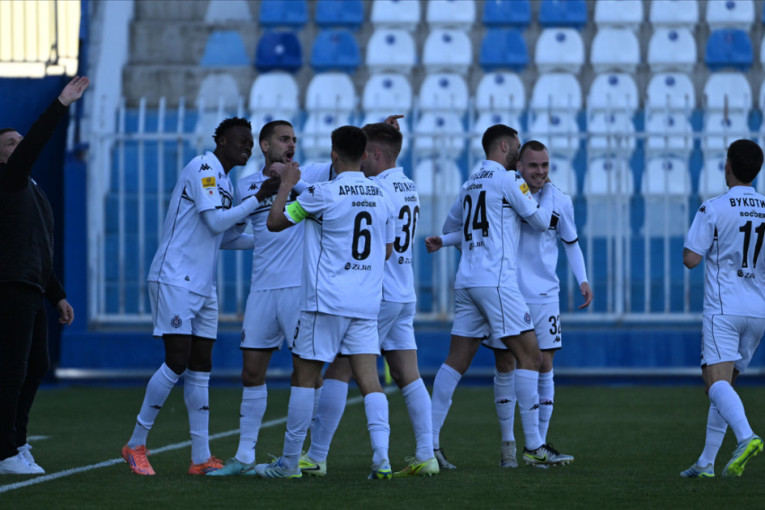 Partizanova trojka u Novom Pazaru! Valjak izbegao sve zamke Lalatovića! (VIDEO)