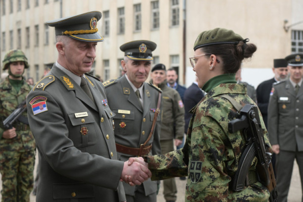 Kandidati za podoficire Vojske Srbije položili zakletvu (FOTO/VIDEO)