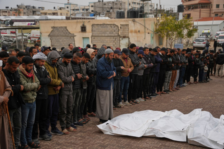 Prekid vatre u Gazi samo na papiru: Stotine mrtvih od oktobra, među njima mnogo dece