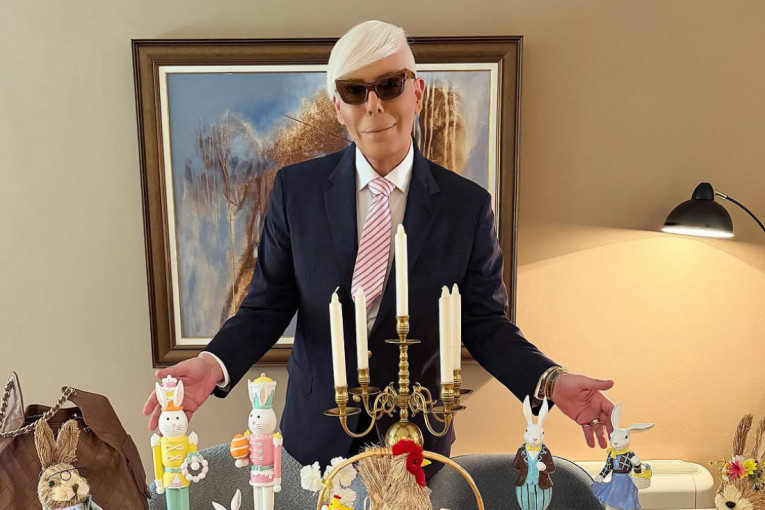 Pogledajte dupleks Bokija 13! Sve je tip-top: Uskršnja dekoracija je posebna, a soba puna umetnina (FOTO/VIDEO)