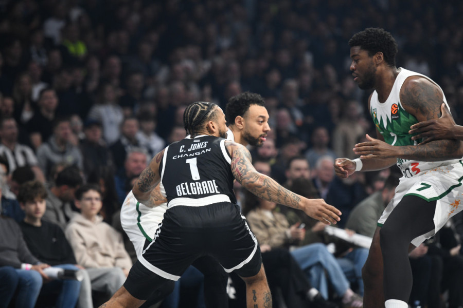 Partizan poražen na oproštaju od Vujoševića! Žalgiris trijumfalno prošao kroz Arenu!