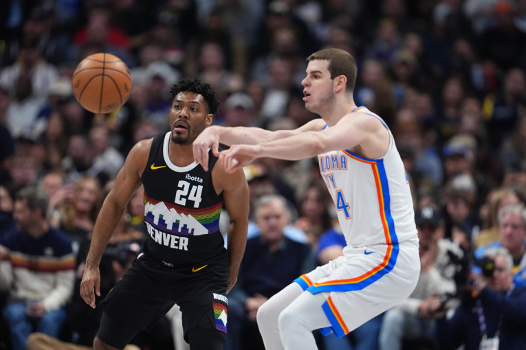 Topić posle partije karijere o Jokiću i Bogdanoviću: Držimo se zajedno, brinu o meni jer sam najmlađi!