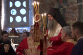 Patrijarh srpski u Pećkoj Patrijaršiji: Sveta liturgija na Veliku subotu