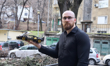 Kakva "zver" od 1.000 delova: Mihajlo je IT stručnjak ali i neverovatan maketar - sada napravio futuristički Lambordžini koji oduzima dah