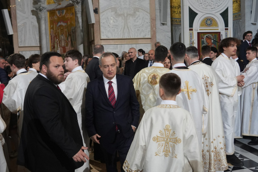Dačić iz Hrama Svetog Save poslao snažnu poruku: Samo zajedno možemo graditi Srbiju