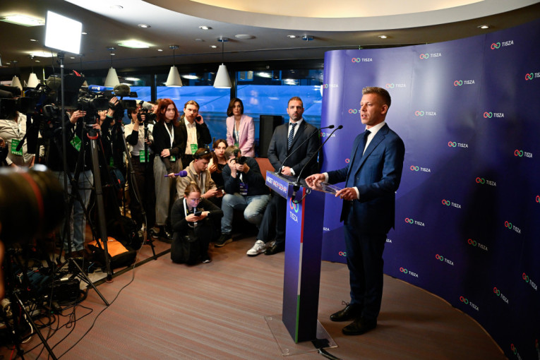 Izbori u Mađarskoj: Ubedljiva pobeda stranke Petera Mađara! Slavilo se na ulici! Oglasio se Orban (FOTO/VIDEO)