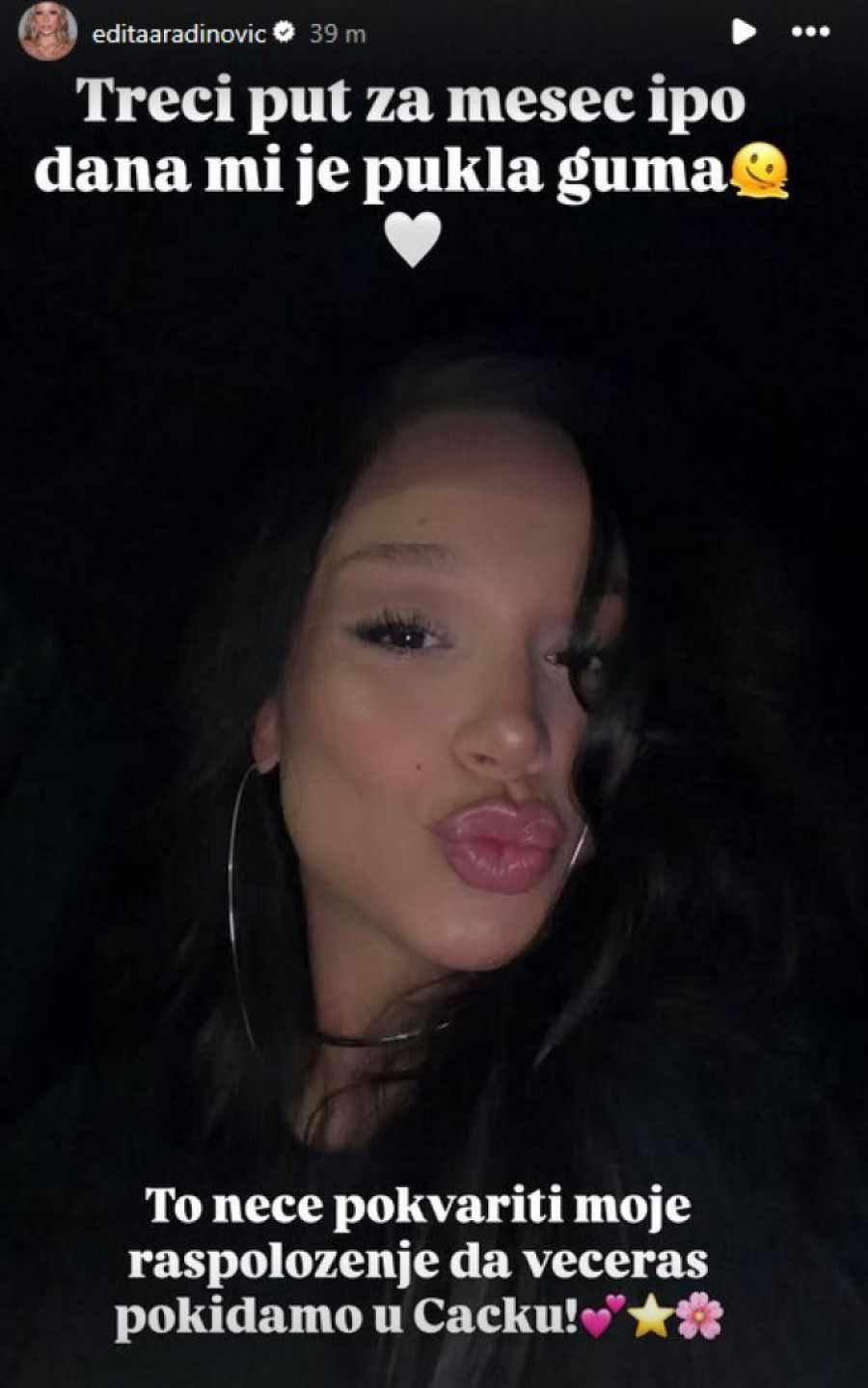 Trudna Edita doživela peh pred večerašnji nastup: Ostala pribrana dok je čekala pomoć! (FOTO)